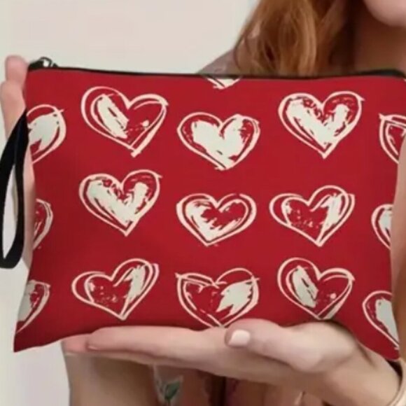Chic Women's Makeup Bag Set with Heart Design - Picture 1 of 3